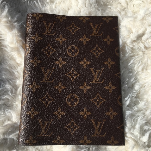 Louis Vuitton | Accessories | Louis Vuitton Monogram Couverture Carnet Gm |  Poshmark
